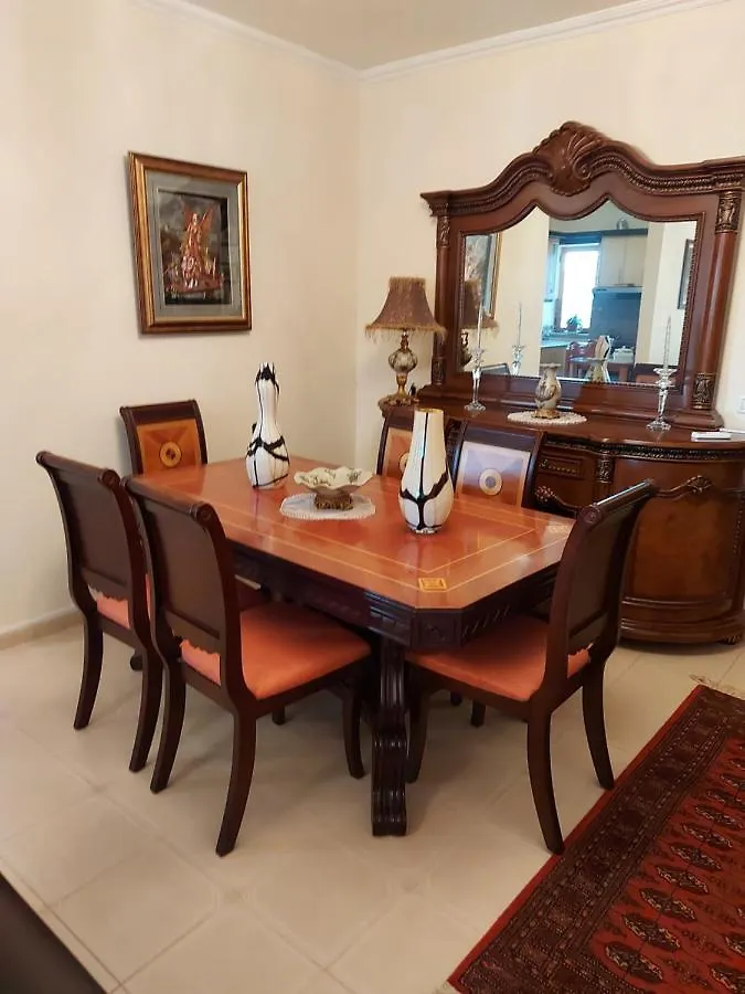Geni Apartment Корча Албания